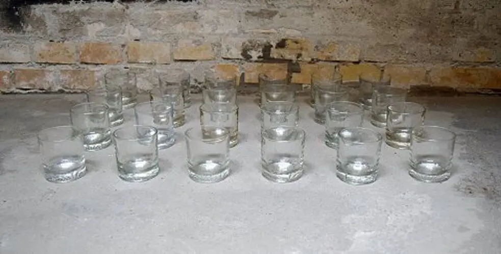 20 Kunstglas FlinDari Nanny Still und 4 Riihimäki Lasi Gläser im finnischen Design