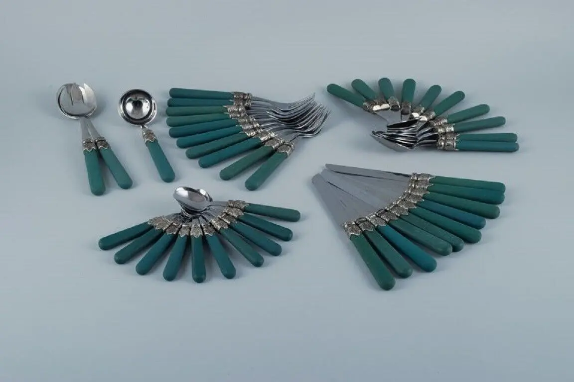 Albert, Italien. 43-teiliges Abendessenbesteck-Set