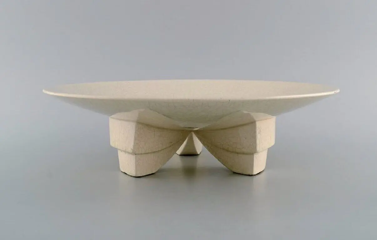 Art Deco Schale aus glasiertem Steinzeug auf Stativ, Longwy, Frankreich, 1940er Jahre