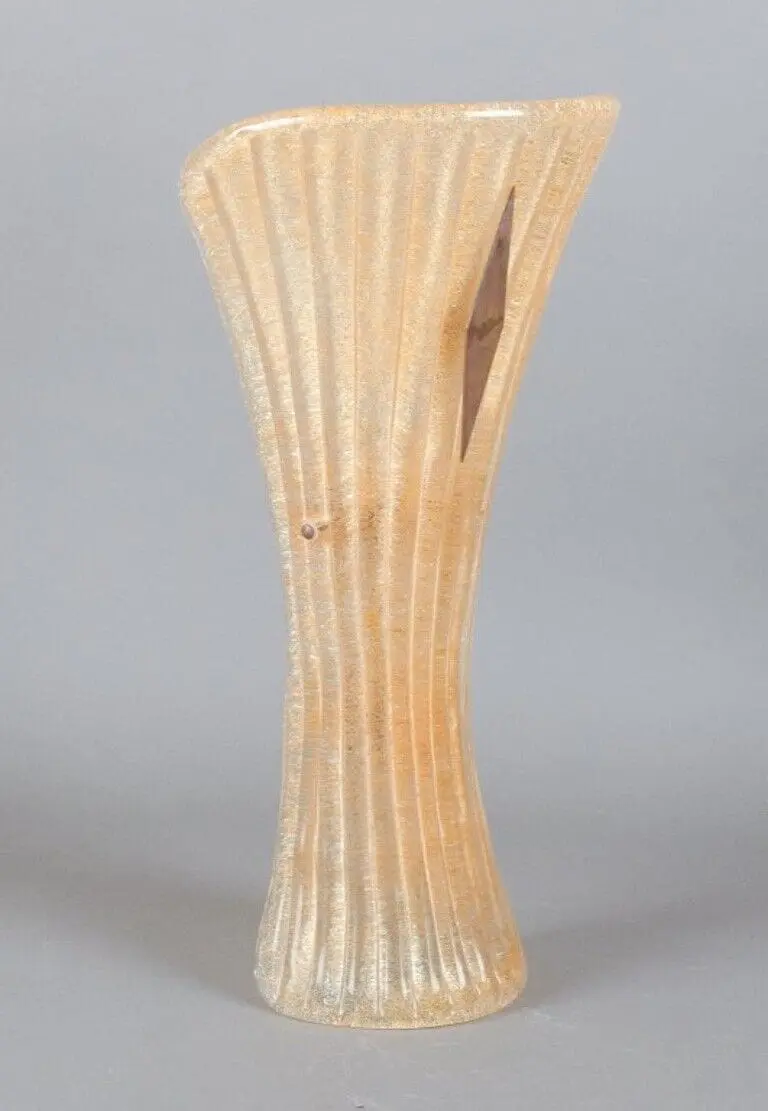 Barovier & Toso. Große Wandlampe aus strukturiertem Kunstglas und Messing aus den 1960er Jahren