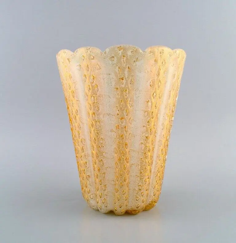 Barovier und Toso, Venedig. Große Vase aus handgefertigtem Glas, 1960er Jahre