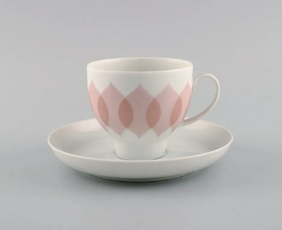 Bjørn Wiinblad für Rosenthal: Lotus Porzellanservice mit 9 Kaffeetassen und Untertassen