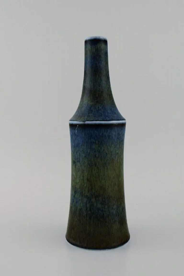 Carl Harry Stålhane (1920-1990) für Rörstrand: Vase aus glasiertem Keramik
