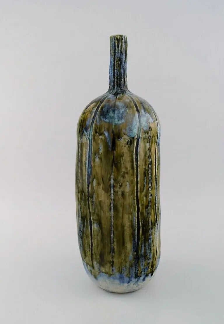 Dorte Sandale (geb. 1955), Dänemark. Große, außergewöhnliche Vase aus glasiertem Steinzeug