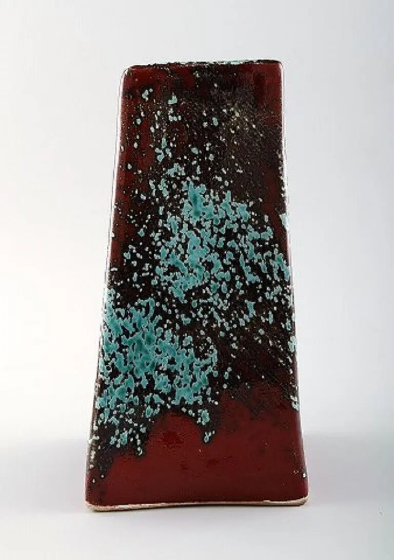 „Hans Hedberg (1917-2007) – schwedischer Keramiker. Exklusive Keramikvase.“