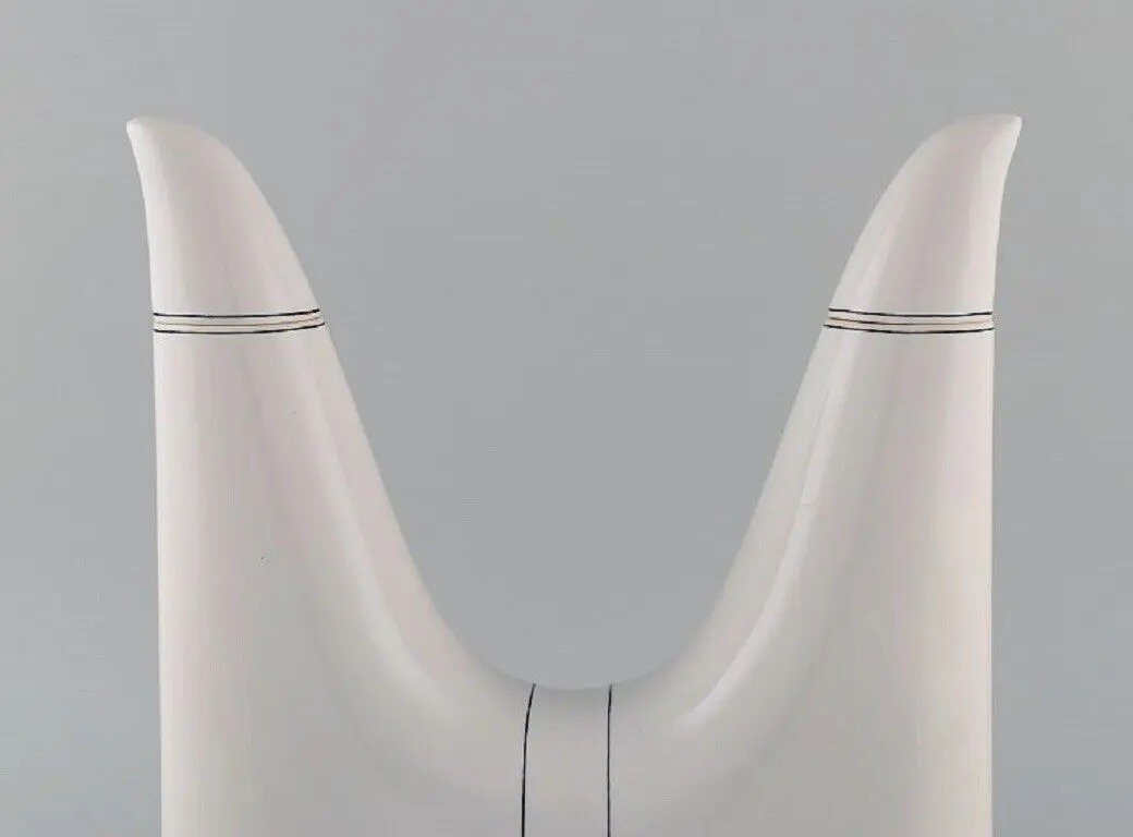 Heide Warlamis Teekanne aus der Wiener Sammlung. Funkis Porzellan, Österreich, 1980er Jahre