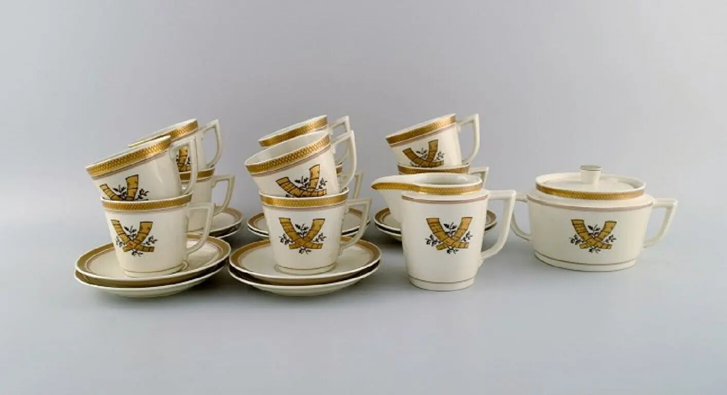 Kaffeeservice für 10 Personen von Royal Copenhagen mit Goldhorn-Motiv aus den 1960er Jahren