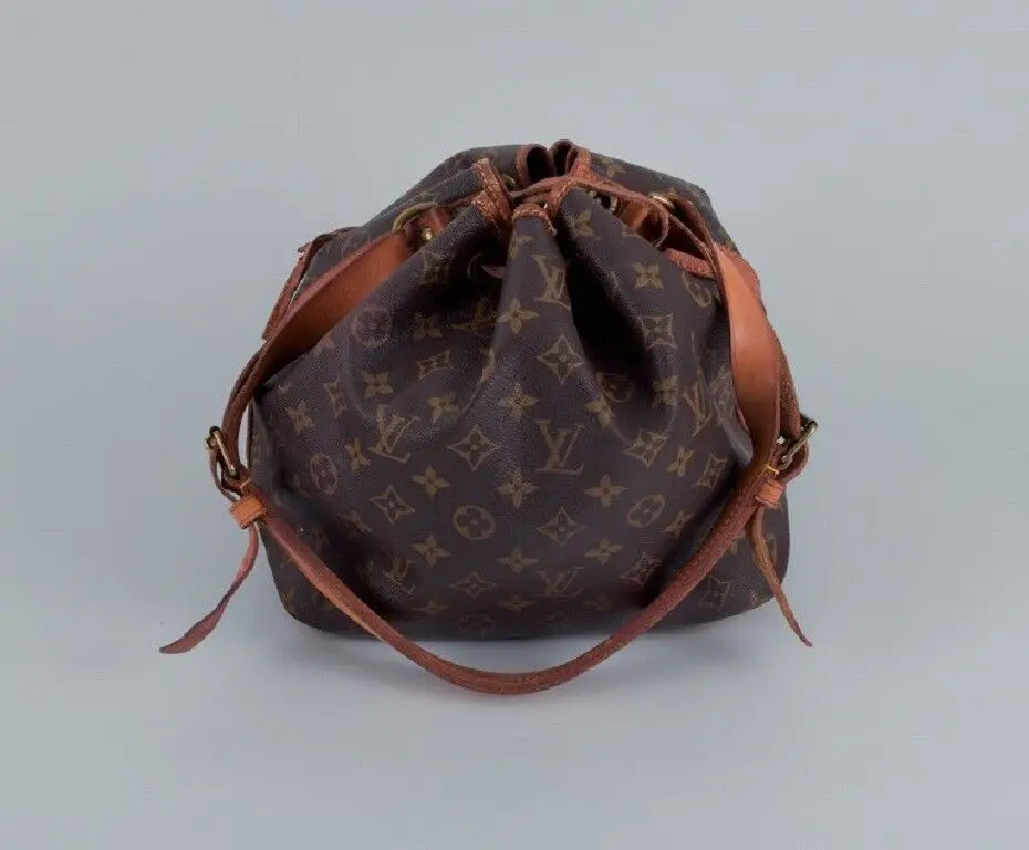 Louis Vuitton Vintage Schultertasche aus Monogramm-Leinwand, Modell Noah