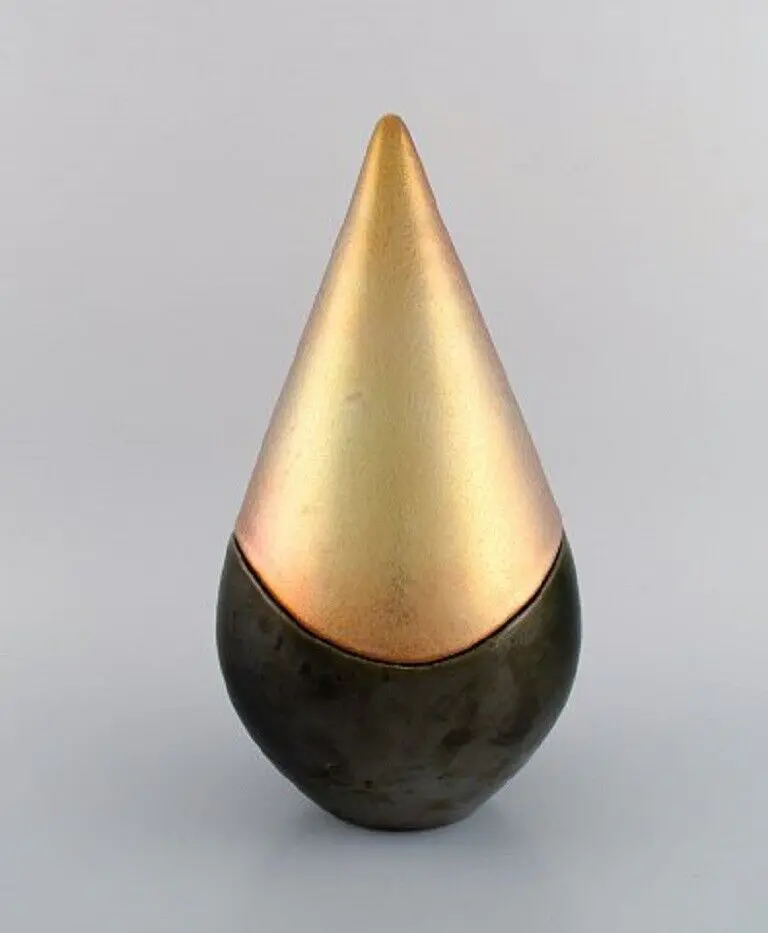 Mobach, Holland. Zwei große, einzigartige Deckelgläser aus glasiertem Keramik im modernen Stil