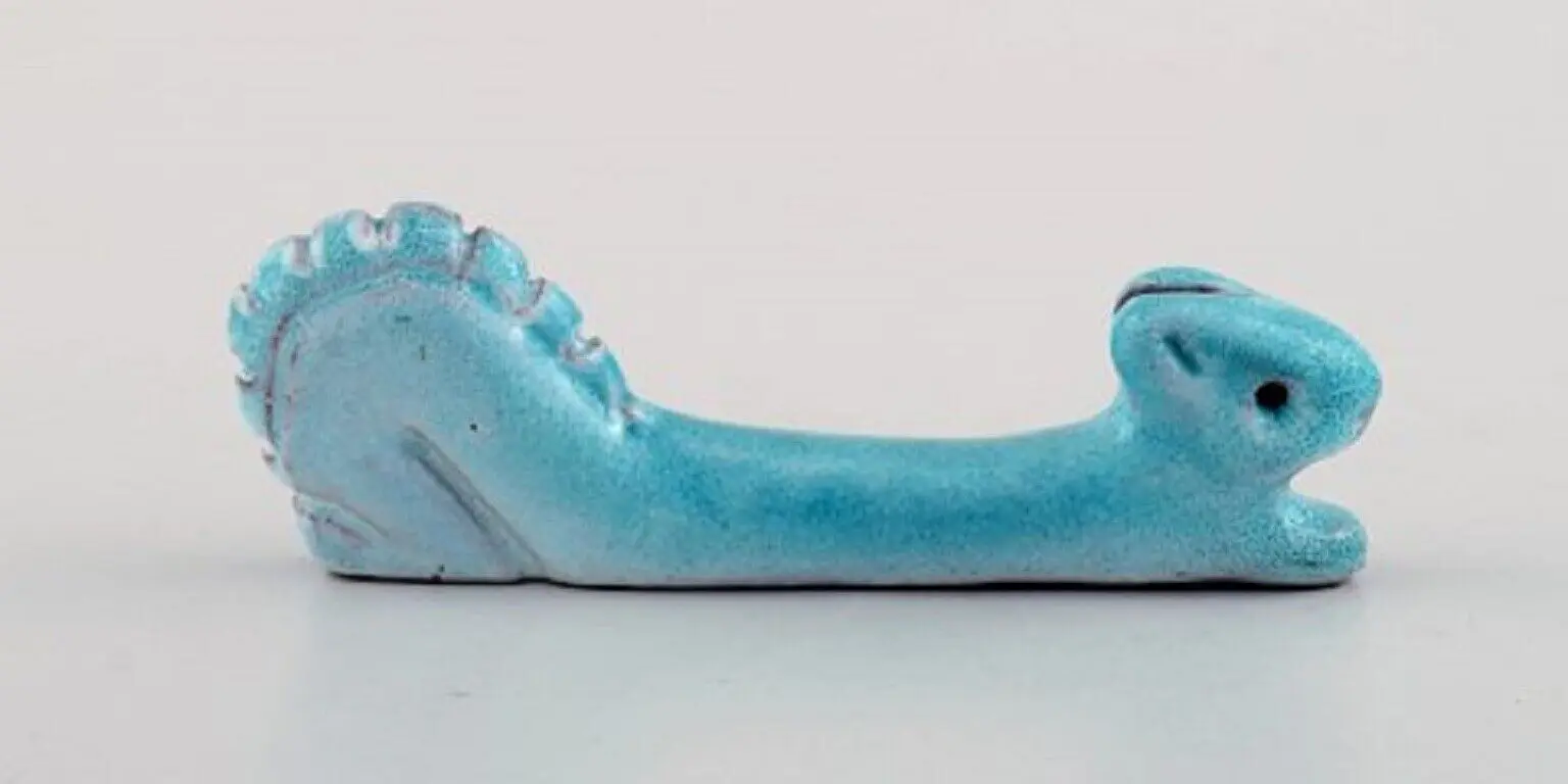 Walter Bosse (1904-1979). Set aus acht einzigartigen Messerstützen aus glasierter Keramik