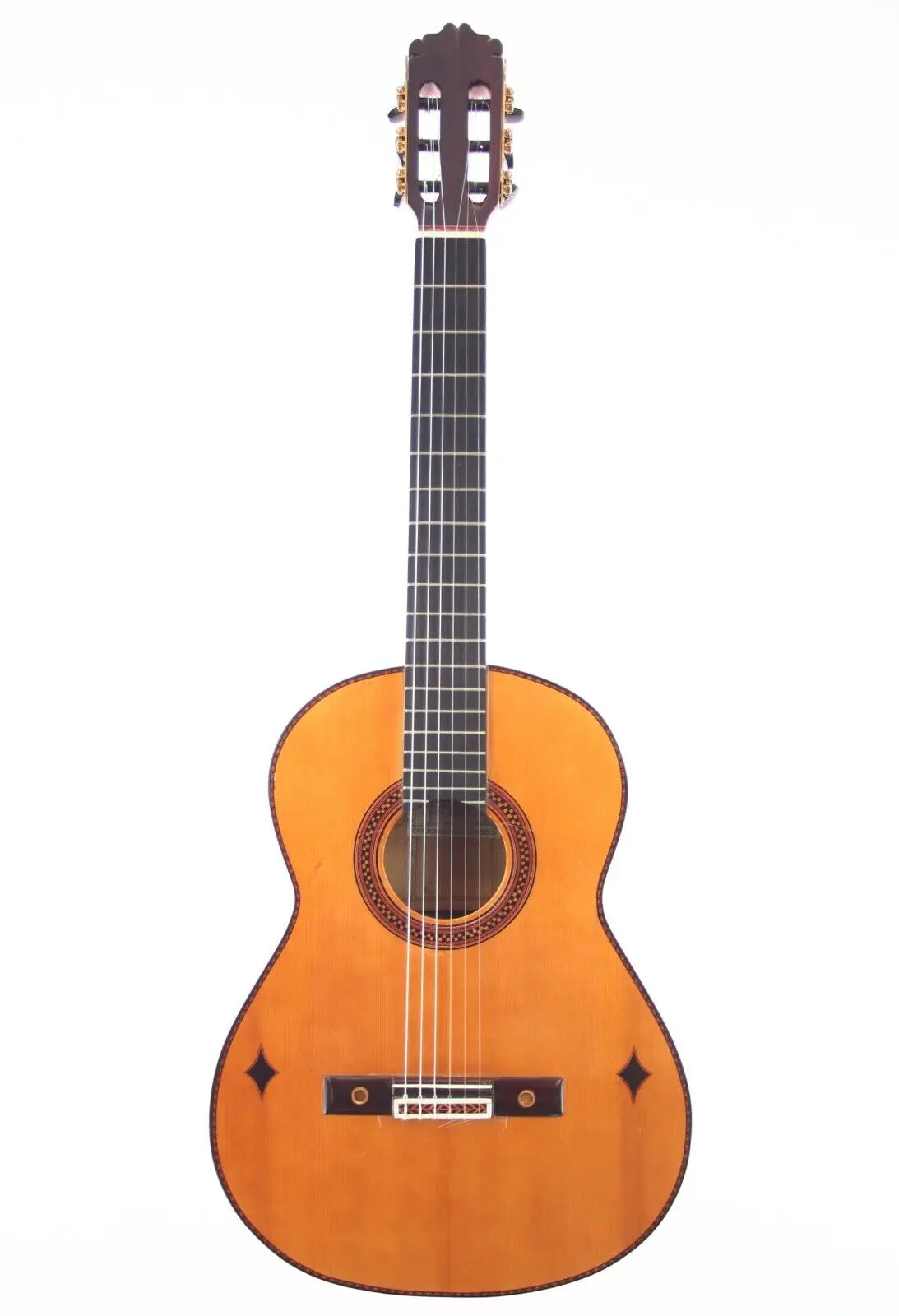 Alberto Pantoja Flamenco Meistergitarre 2012 - beeindruckende Verzierungen + Video