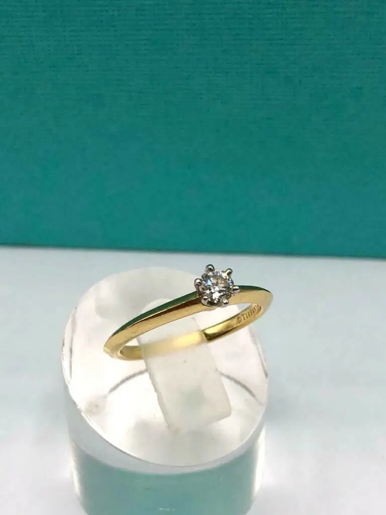 Tiffany&Co Damenring aus 750er Gelbgold mit Diamant, Größe 51-52, inklusive Zertifikat