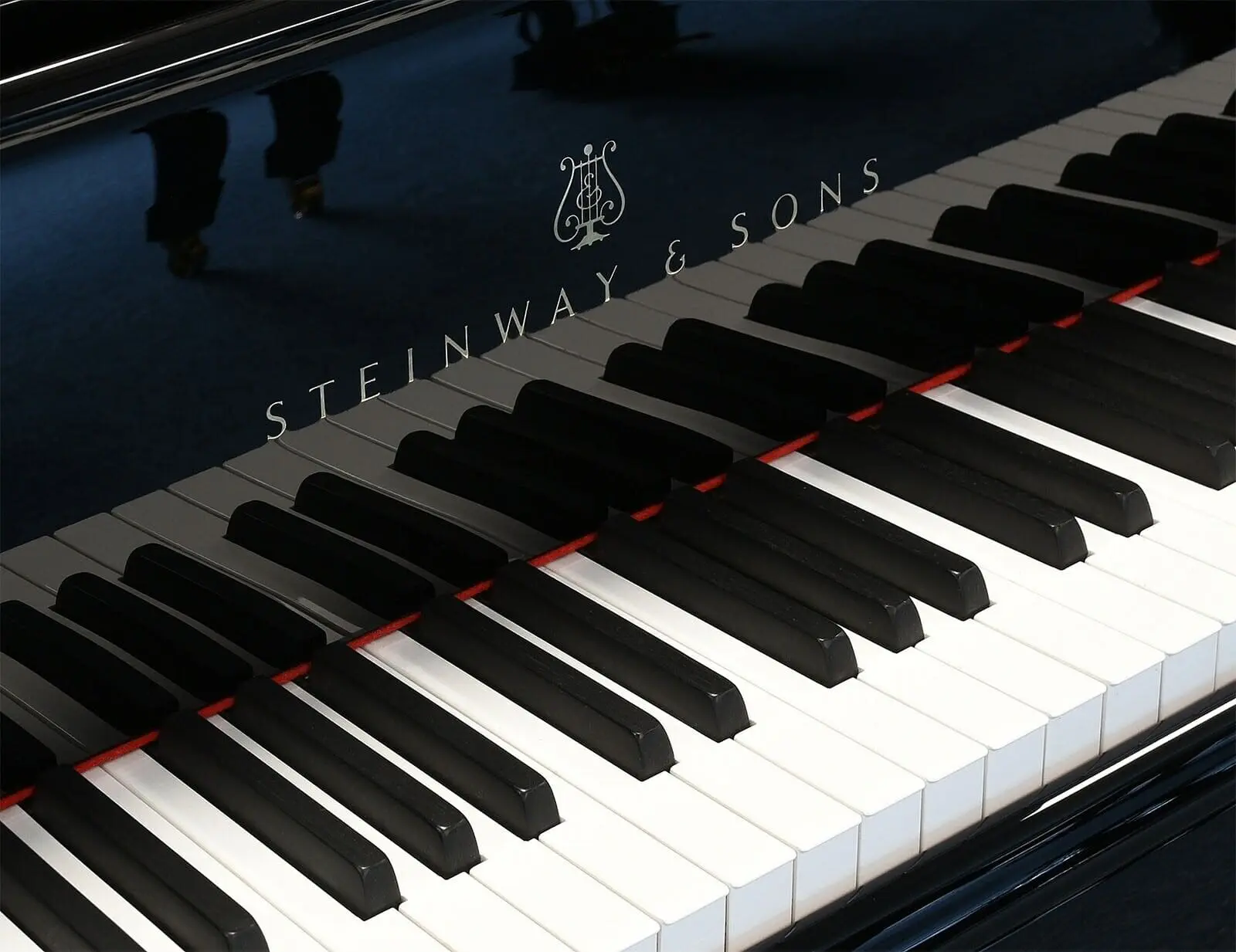 Gebrauchter Steinway & Sons B-211 Flügel mit 5 Jahren Garantie