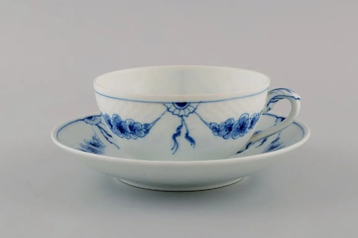 Bing & Grøndahl Empire Porzellan-Teeservice für fünf Personen