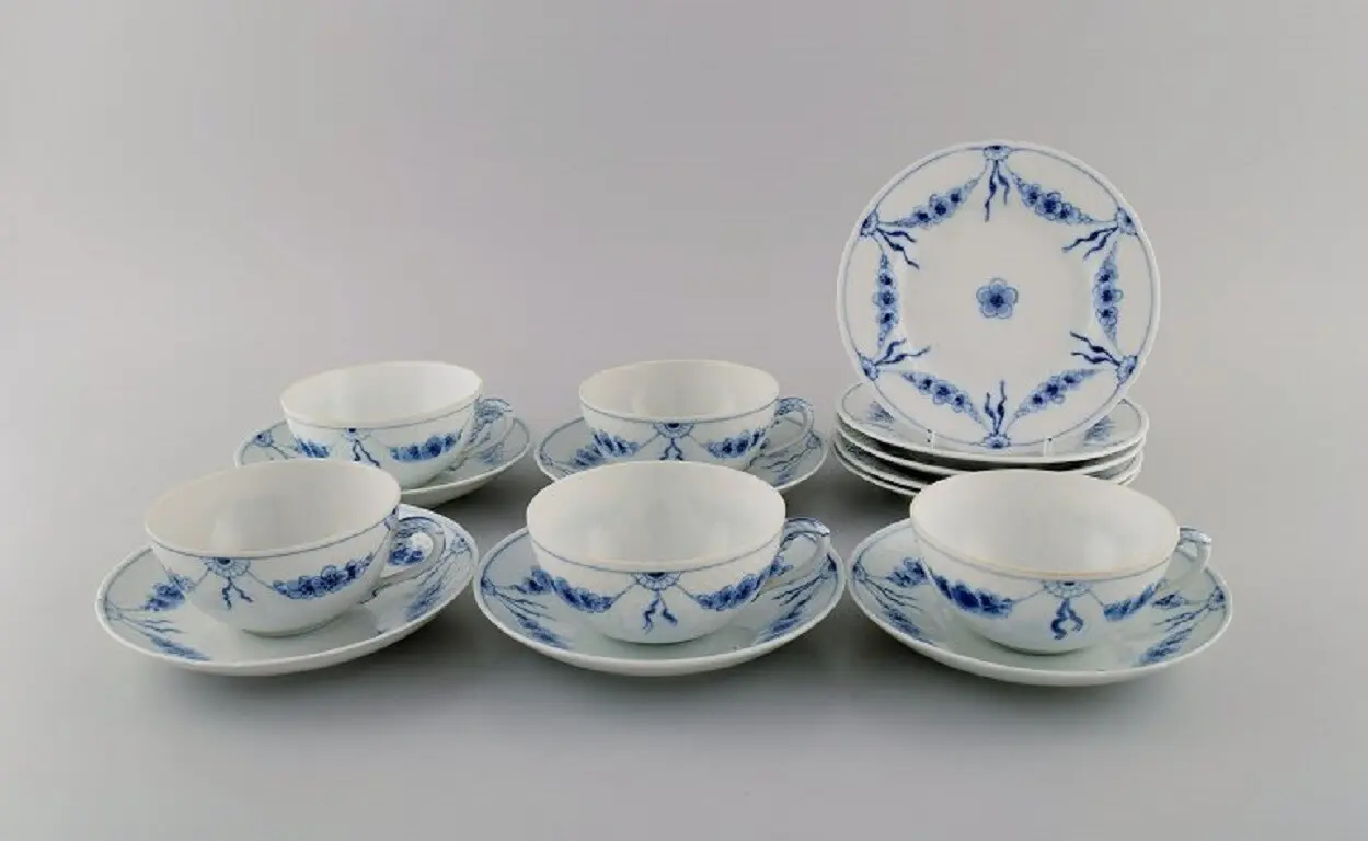 Bing & Grøndahl Empire Porzellan-Teeservice für fünf Personen