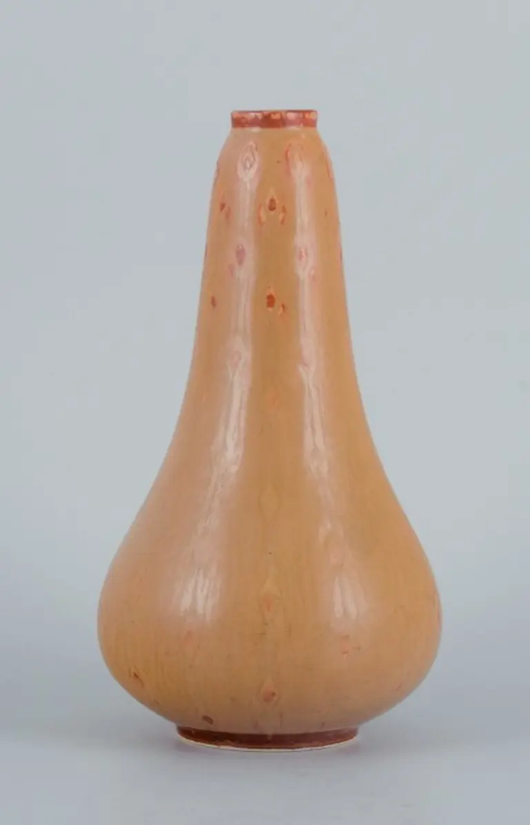 Carl Harry Stålhane (1920-1990) für Rörstrand, Vase in sanften Brauntönen