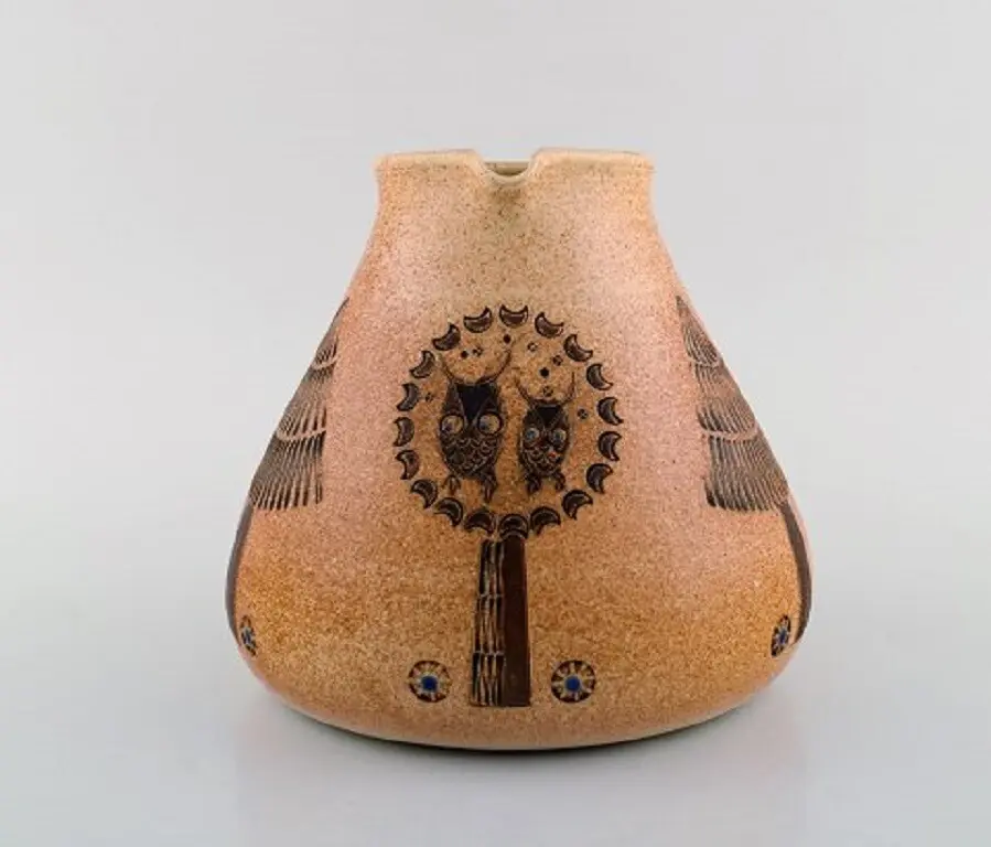 Europäischer Keramikkünstler: Einzigartige Kanne aus glasierter Keramik