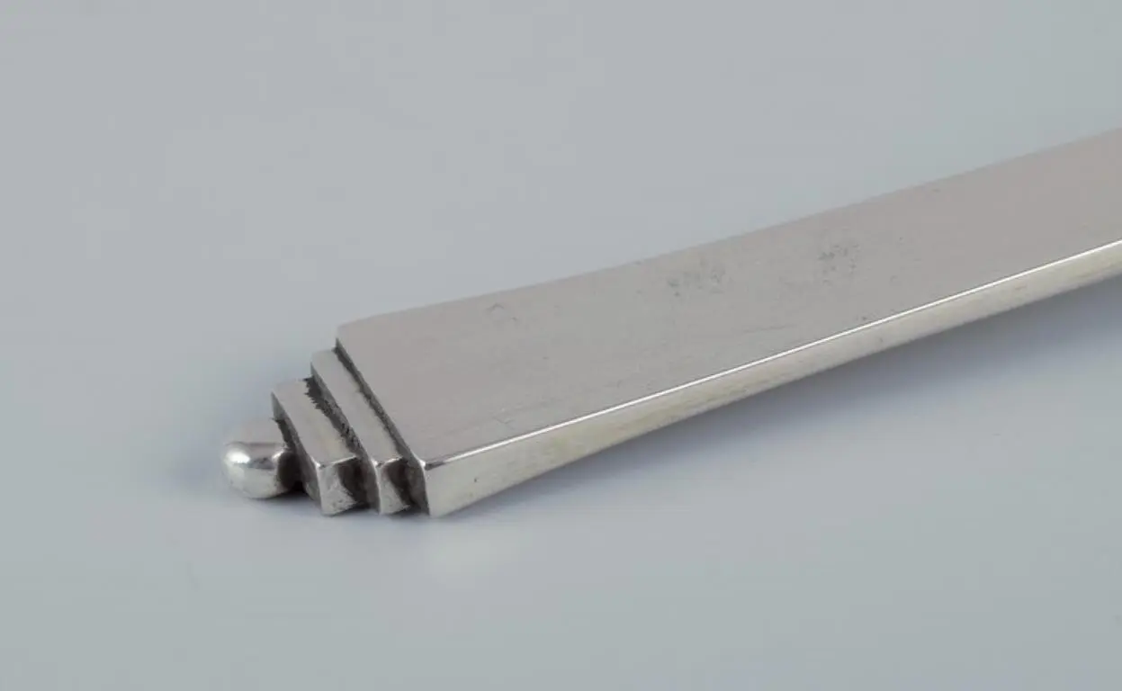 Georg Jensen Pyramide Dessertlöffel aus 830er Silber. Herstellungsjahr: 1930