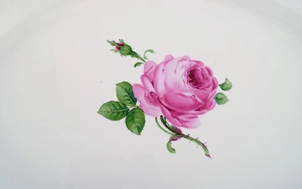 Großartige antike Meissen Servierschale aus handbemaltem Porzellan mit rosa