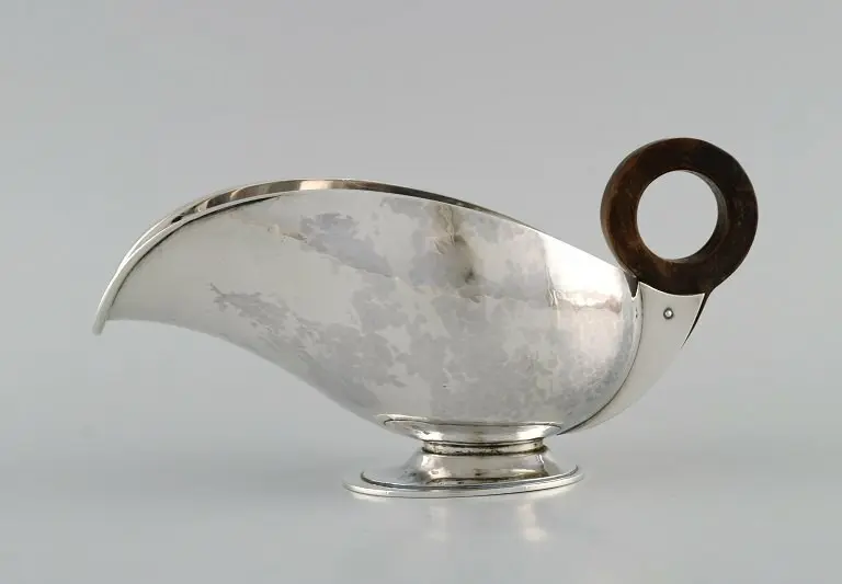 Hans Hansen, Dänemark. Art Deco Soßenkanne ausSterling Silber, 1938