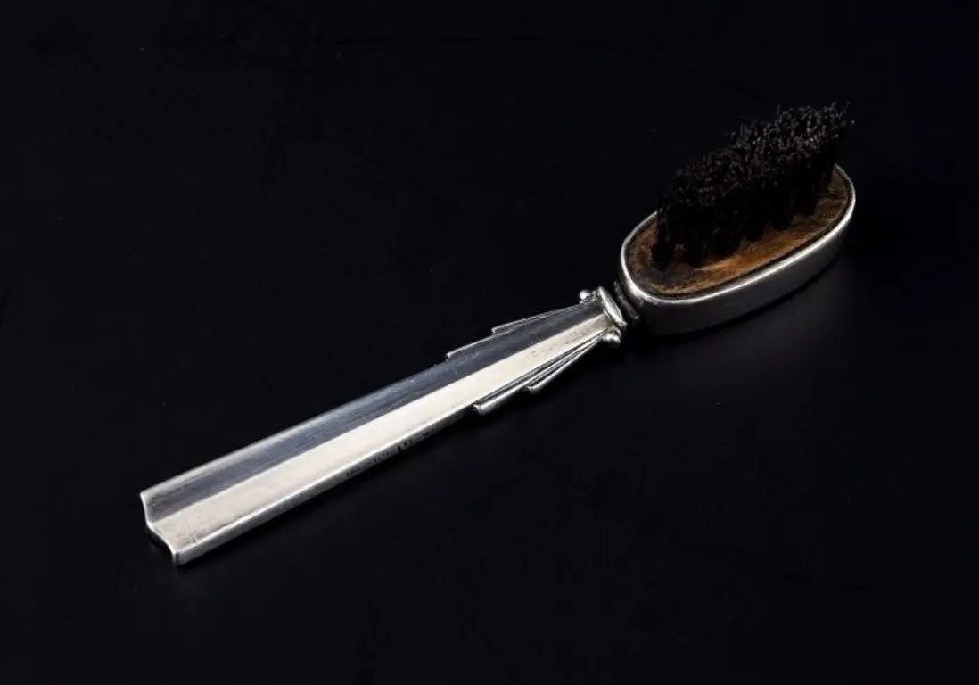 Harald Nielsen für Georg Jensen Pyramide – Seltene Art Deco Miniaturbürste