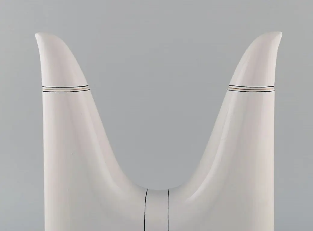 Heide Warlamis Kollektion für Wien: Funkis Porzellan Teekanne aus Österreich