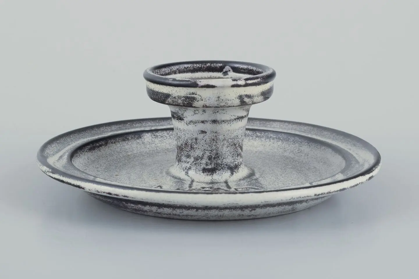 Kähler Kammerleuchter aus Keramik mit grau-schwarzer Doppelglasur