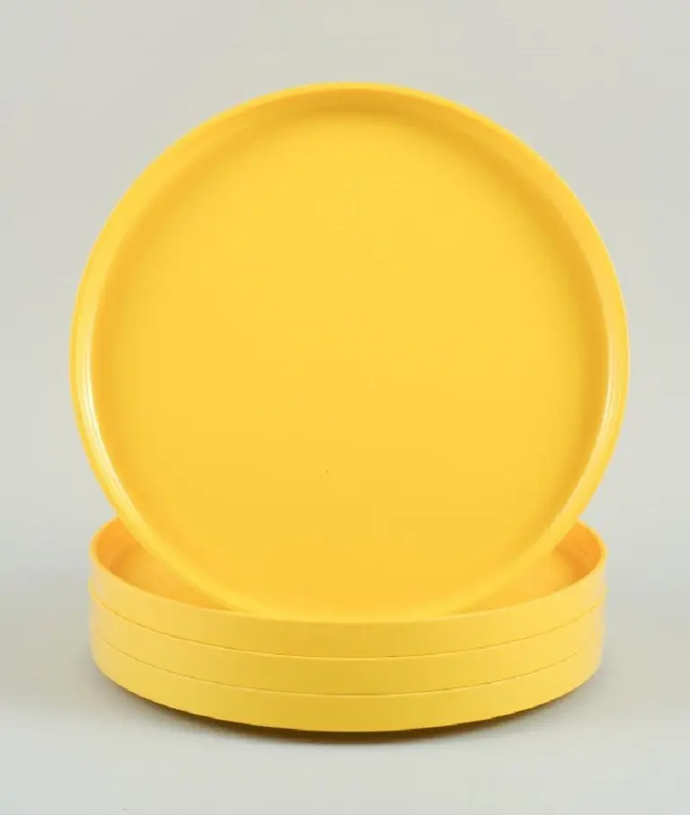 Massimo Vignelli für Heller, Italien. 4-teiliges Set Speiseteller in Gelb