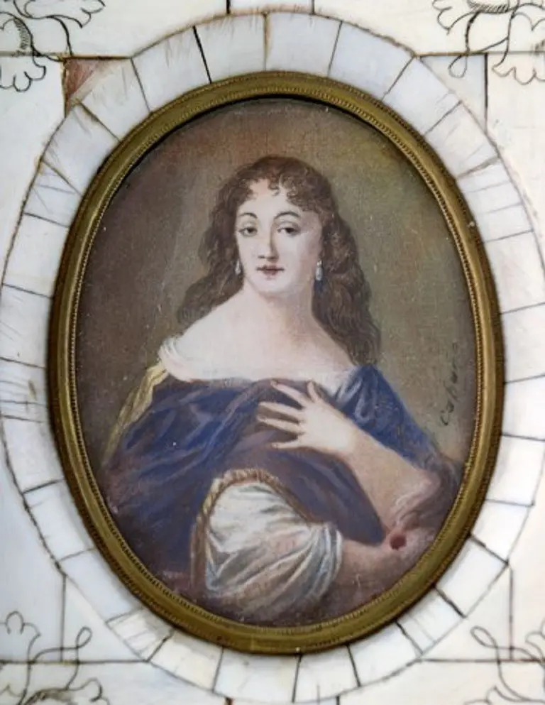 Miniatur eines Frauenprofils, Pastellzeichnung auf Papier, Anfang 1900