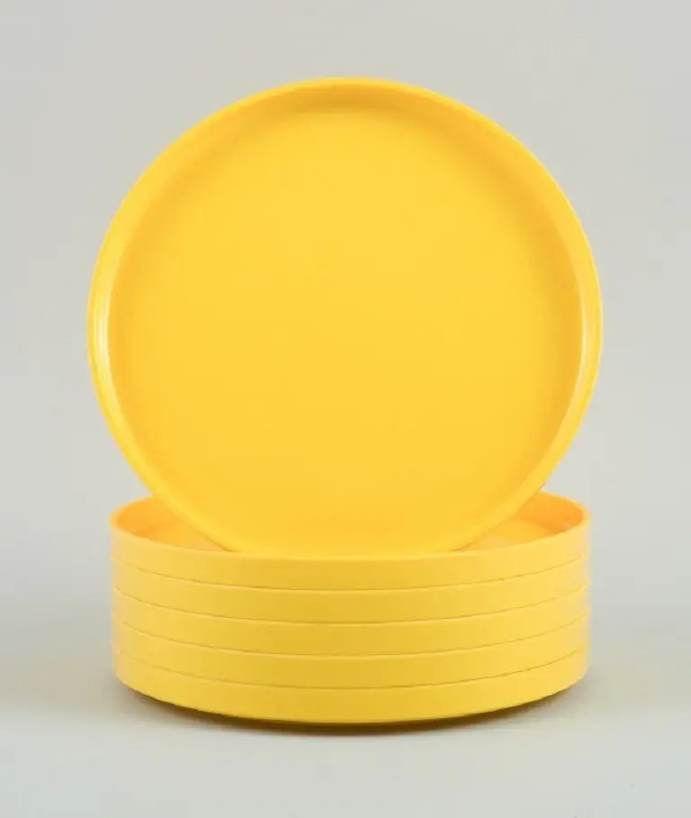 Set aus 6 gelben Melamin-Tellern von Massimo Vignelli für Heller, Italien