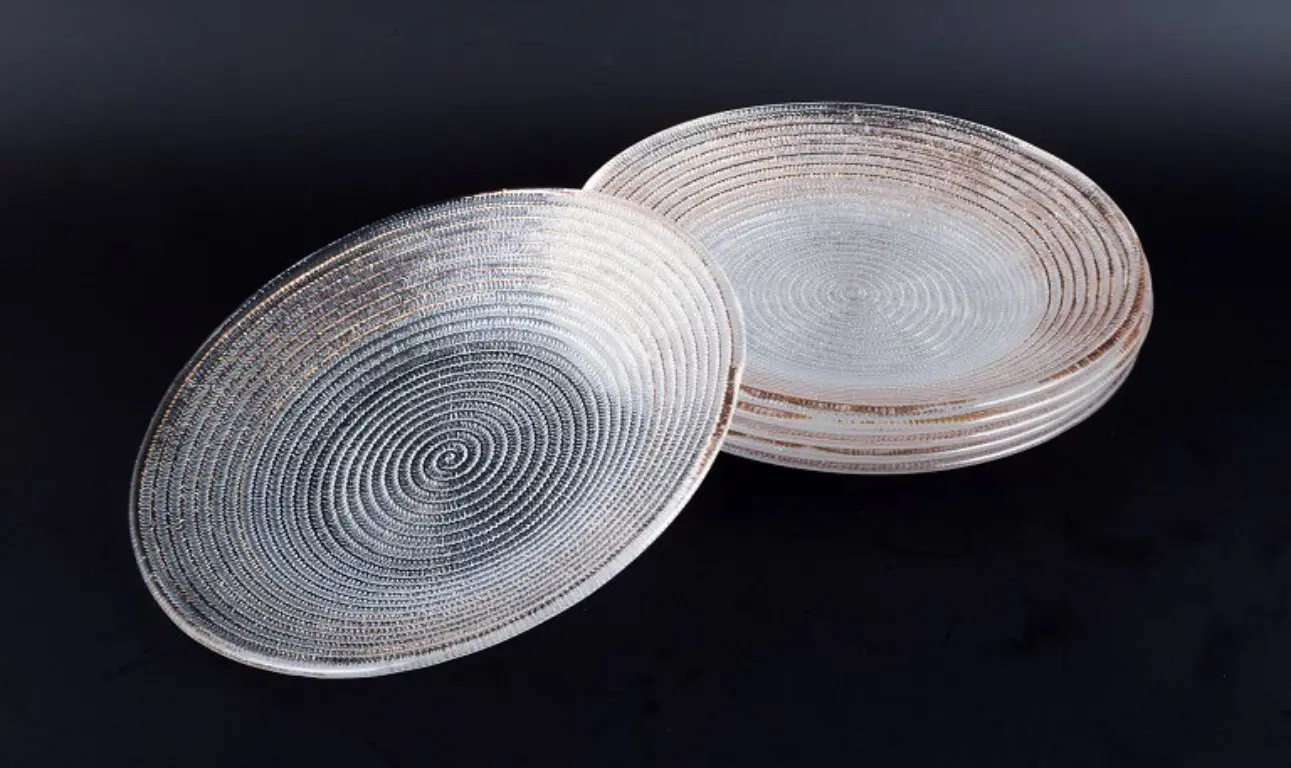 6-teiliges Set Speiseteller aus Klarglas mit goldener Verzierung aus Murano, Italien